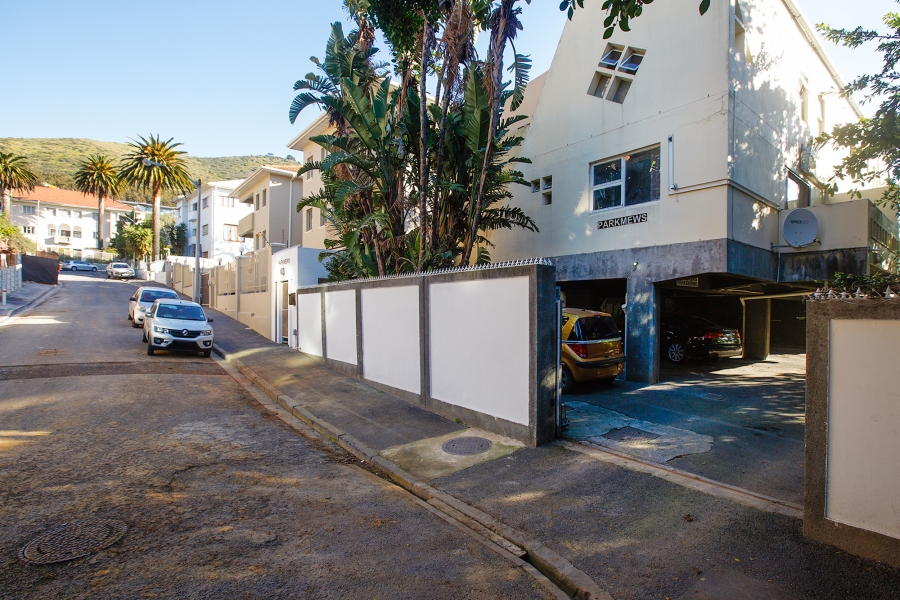 2 Bedroom Property for Sale in Green Point Western Cape